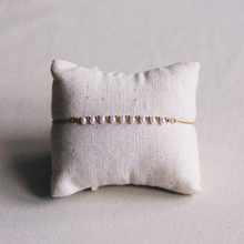 Charger l'image dans la galerie, Bracelet fin en acier inoxydable avec mini-perles et perles
