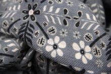 Charger l&#39;image dans la galerie, Carré Laine Agata Gris
