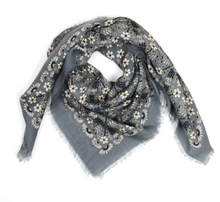 Charger l&#39;image dans la galerie, Carré Laine Agata Gris
