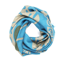 Charger l&#39;image dans la galerie, Carré Laine Monstera Bleu
