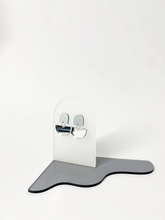 Charger l&#39;image dans la galerie, Earring Mirrored Cara
