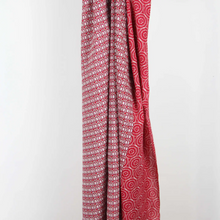 Charger l'image dans la galerie, Foulard Coton Bio Pivoine Rouge
