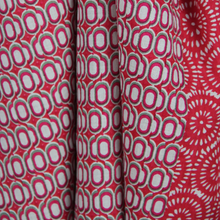 Charger l'image dans la galerie, Foulard Coton Bio Pivoine Rouge
