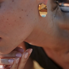 Charger l'image dans la galerie, GRANDES BOUCLES D'OREILLE MOUVEMENT
