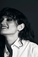 Charger l'image dans la galerie, GRANDES BOUCLES D'OREILLES CLIMBERS OHIA
