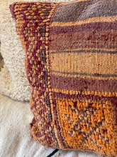Charger l&#39;image dans la galerie, Housse de coussin vintage, rouge, violet, orange

