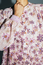 Charger l&#39;image dans la galerie, La Chemise Paola, imprimé bloom fall fabriquée en Italie
