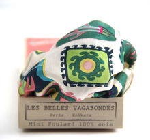 Charger l'image dans la galerie, Mini Postcard Vert
