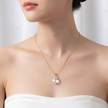 Charger l'image dans la galerie, Mystic Drop - Collier avec pendentif demi-cristal

