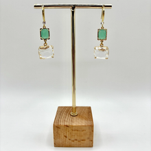 Charger l'image dans la galerie, RÉFLEXIONS - Boucles d'oreilles géométriques avec cristaux
