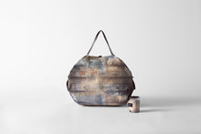 Charger l'image dans la galerie, Shupatto Anniversary Edition Bag M – Inception Sepia
