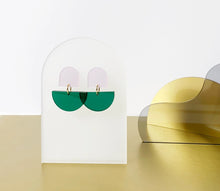 Charger l&#39;image dans la galerie, Earring The Cara recycled Acrylic
