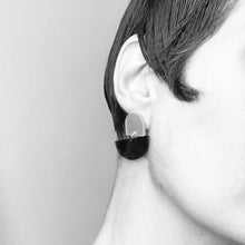 Charger l&#39;image dans la galerie, Earring The Cara recycled Acrylic
