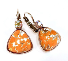 Charger l'image dans la galerie, Boucles d'oreilles – Orange Opal, verre bohémien vintage &amp; cristaux Swarovski®
