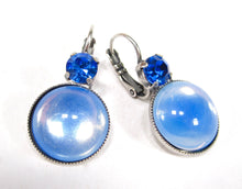 Charger l&#39;image dans la galerie, Boucles d&#39;oreilles colorées avec verre opale et strass
