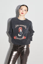 Charger l&#39;image dans la galerie, Le sweatshirt Eddie Mermaid
